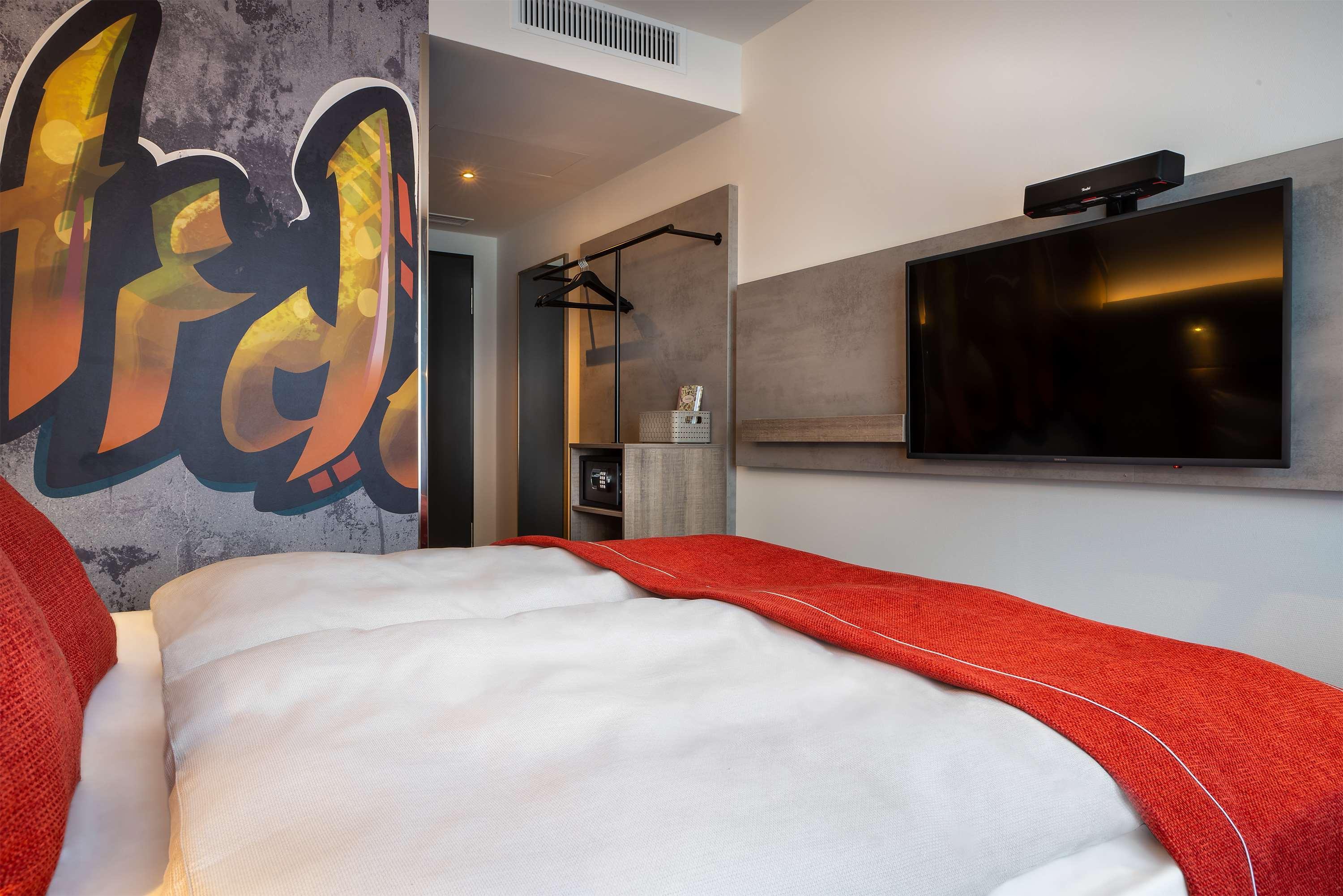 Holiday Inn - The Niu, Hide Berlin Friedrichshain By Ihg Exterior photo